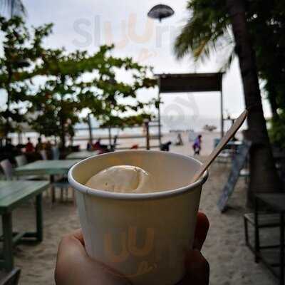 Huggin Hippo Langkawi