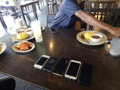 Tat Nasi Ayam Puncak Jalil