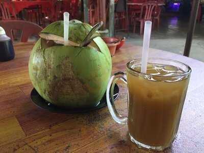 Restoran Makanan Laut Villa