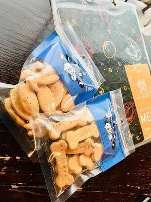 Bow Wow Cafe