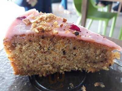 Hayyan Huda Opah's Kitchen