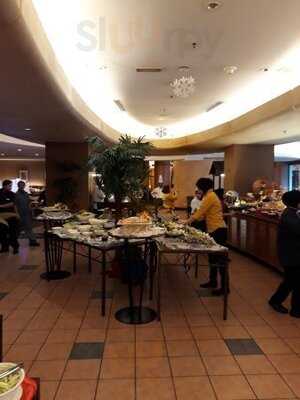 Asiatique Restaurant