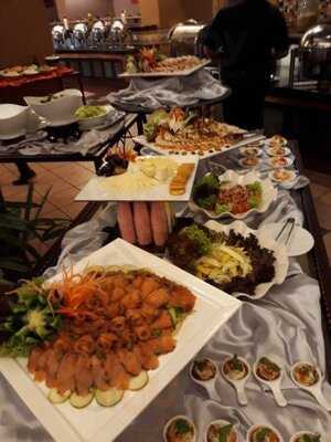 Asiatique Restaurant