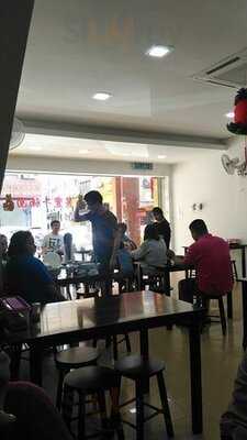 Puchong Lai Foong Beef Noodle Shop