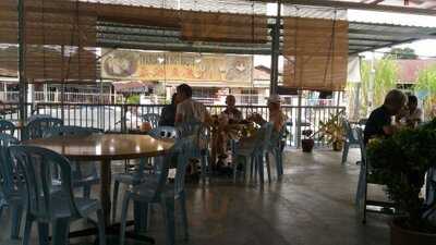 Golden Steam Fish Restaurant