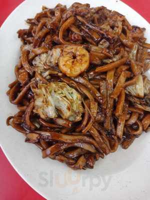 Charcoal Fried Hokkien Mee