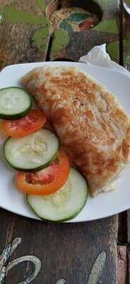 Indah House Kuching - Cafe, Art Event Space, Homestay, Cooking Class