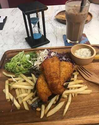 Timeline Cafe And Bistro