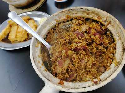 Heun Kee Claypot Chicken Rice
