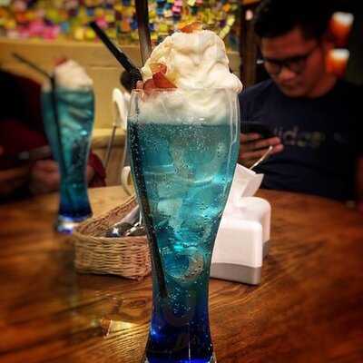 Creepy Crawlies Exotic Pet Cafe