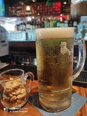 Healy Mac's Irish Bar And Restaurant