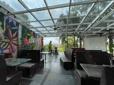 La Bistro Cafe Bintulu