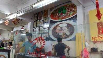 Auntie Lora Penang Prawn Mee Kopitiam