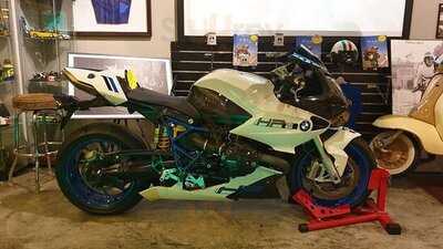 Feast And Furious Cafe