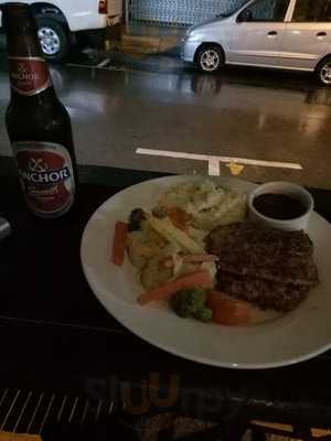 Speak Eazy - The Alternative Bar/bistro