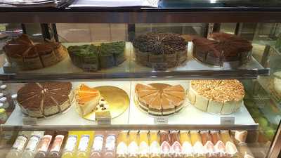 Hollywood Coffee & Pastry