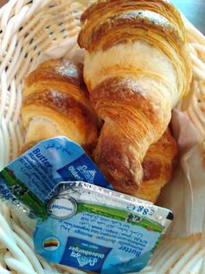 Hollywood Coffee & Pastry