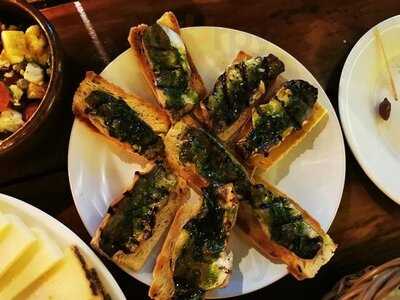 Pinchos Tapas Bar