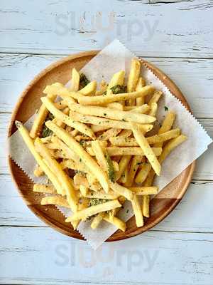 My Own Bakes (mob) Eight Kinrara