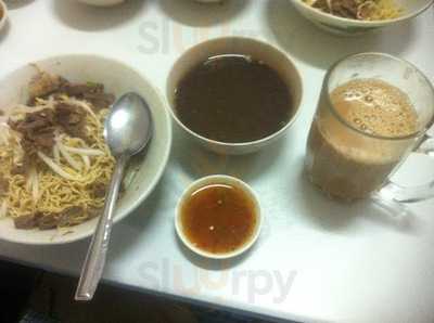 Sepinang Sari Cafe & Restaurant