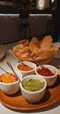 Aliyaa Island Restaurant & Bar