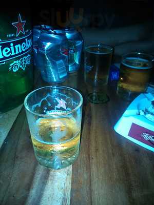 Hyello Cafe & Bistro