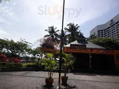 Riverside Food & Drink Hawker Stalls