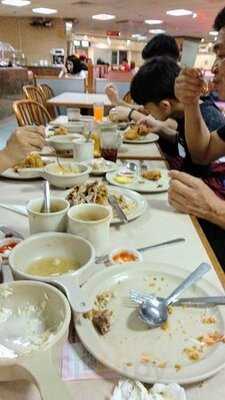 Hartz Chicken Buffet