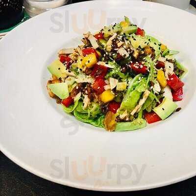 Michelangelo's Restaurant, Deli And Bar