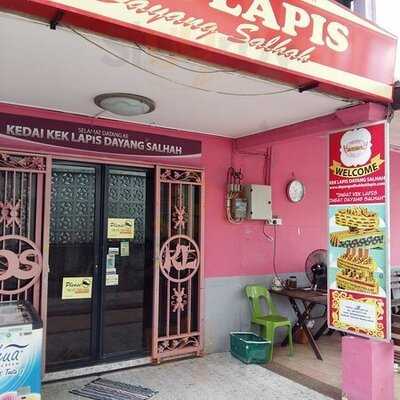 Kek Lapis Sarawak Dyg Salhah