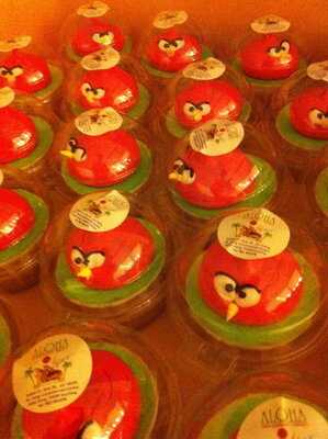 Aloha Delicatessen.bakery