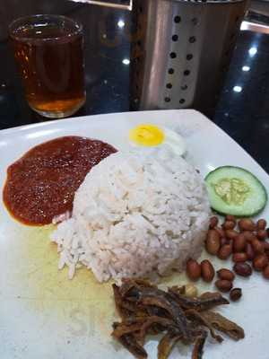 Vinni Jeyaa Banana Leaf Curry House