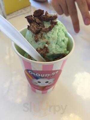 Cloud-99 Ice Cream Cafe