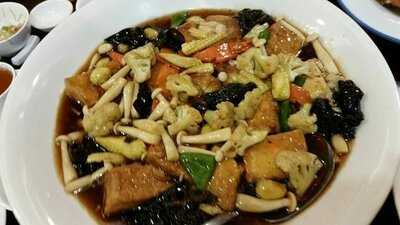 Lok Thian Restaurant