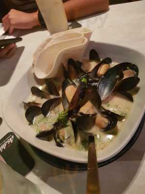 Las Carretas Restaurant & Bar