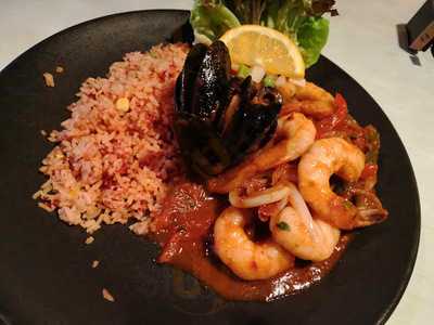 Las Carretas Restaurant & Bar