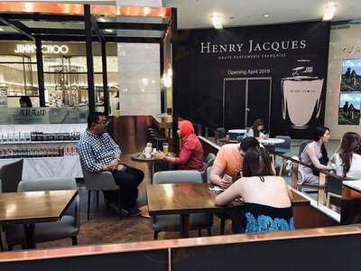 The Coffee Bean & Tea Leaf