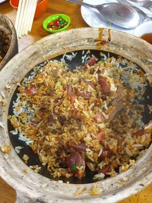 Heun Kee Claypot Chicken Rice