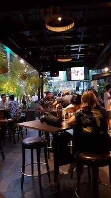 7tnine Bar & Kitchen