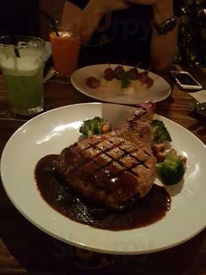 Naughty Babe Dirty Duck