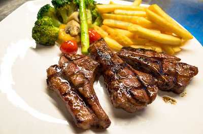 Ttdi Meat Point Steakhouse