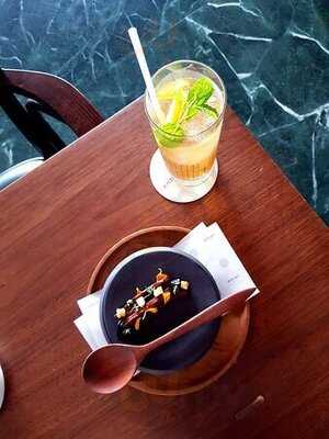 Entier French Dining