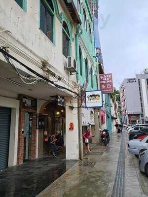 Ali, Muthu & Ah Hock