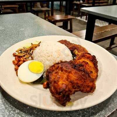 Ali, Muthu & Ah Hock