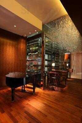 Mo Bar At Mandarin Oriental, Kuala Lumpur