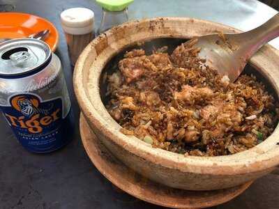 Hong Kee Claypot Chicken Rice