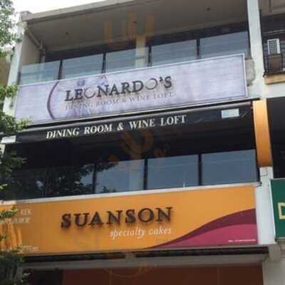 Leonardo's Dining Room & Wine Loft