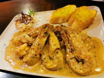 Publique Wine And Dine