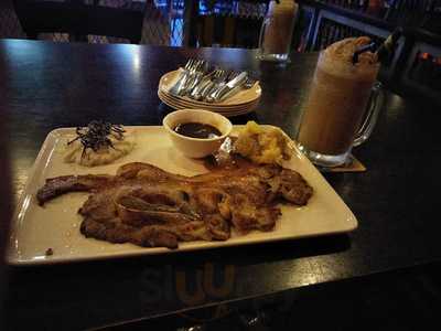 Publique Wine And Dine