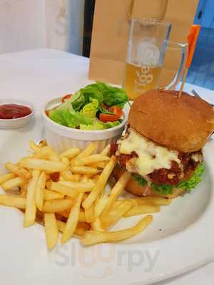 Mojo Restaurant & Bar Kl